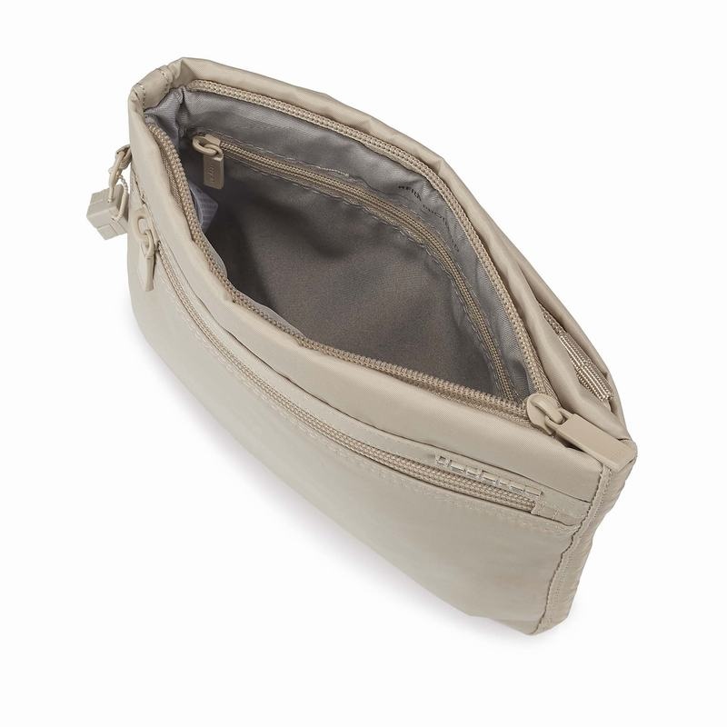 Beige Women's Hedgren Leonce Shoulder Bags | JER9697KA