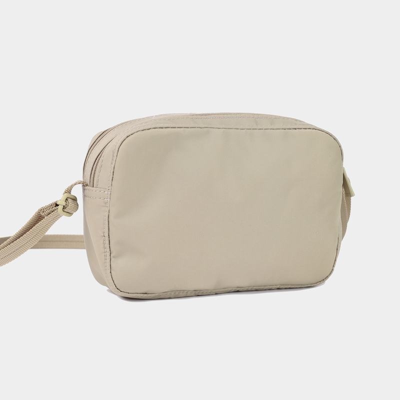 Beige Women's Hedgren Maia Crossbody Bags | YEQ442UL