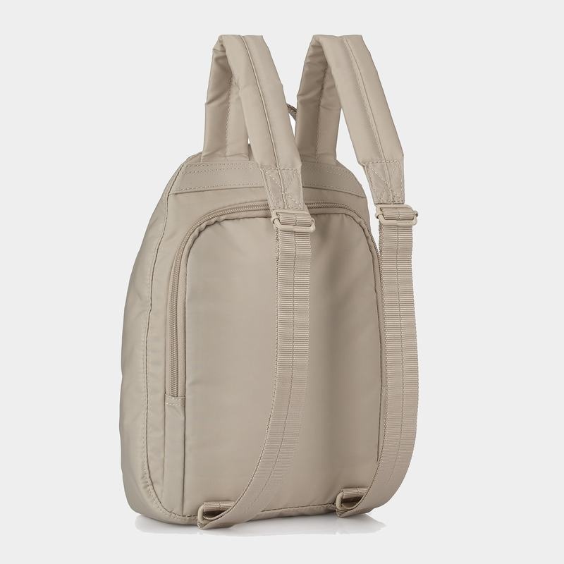 Beige Women's Hedgren Vogue Backpacks | MQO7461LS