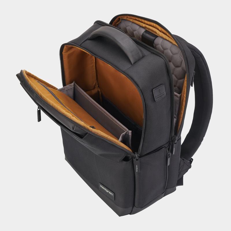 Black Women's Hedgren Drive Backpacks | GDC3690NI