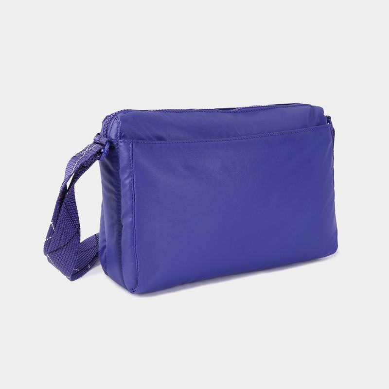 Royal Blue Women's Hedgren Eye Medium Shoulder Bags | ZEQ7556CY