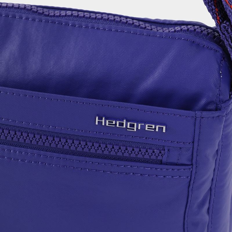 Royal Blue Women's Hedgren Eye Medium Shoulder Bags | ZEQ7556CY